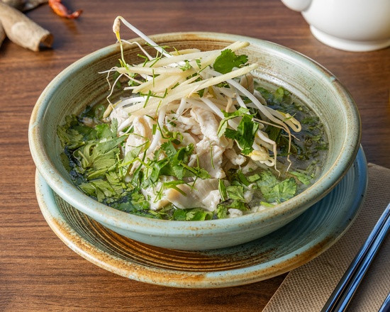 Vietnamese Chicken Noodle Soup (Pho Ga)